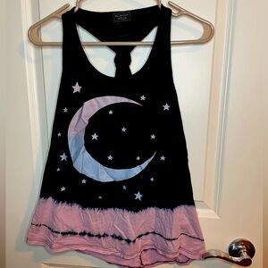 Moon and stars tank with adjustable back